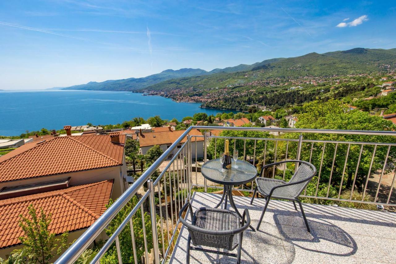 Villa Giani Apartments With Swimming Pool Opatija Bagian luar foto