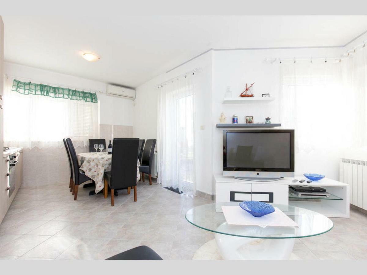 Villa Giani Apartments With Swimming Pool Opatija Bagian luar foto